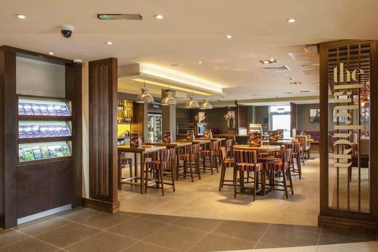 Premier Inn Premier Inn Witney Exterior foto