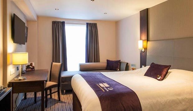 Premier Inn Premier Inn Witney Exterior foto